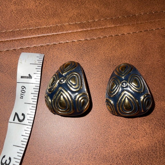 St. John Chunky Navy Blue Gold Enamel Clip Earrings - Picture 2 of 5
